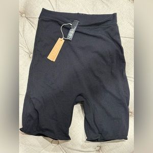 ✨NWT✨Skims Women's Summer Mesh Shorts  Color onyx- medium